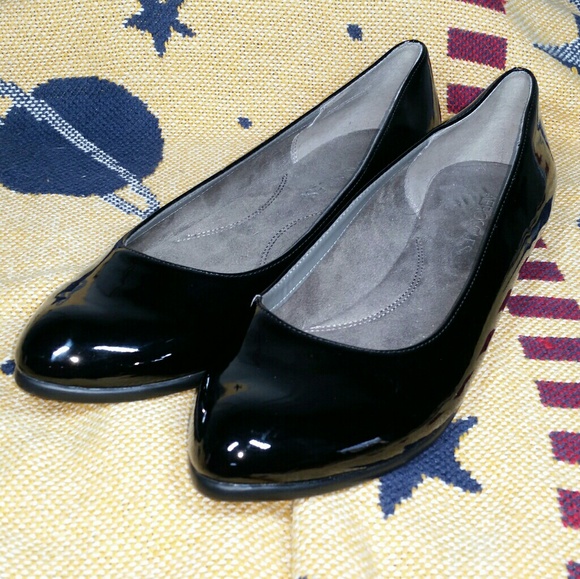 aerosoles flat shoes